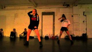 BLUE LIPSTICK TEEFLII FT. CHRIS BROWN