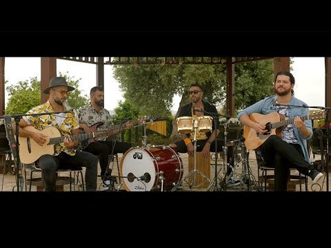 Efecto Pasillo – Salvajes irracionales (Acústico)