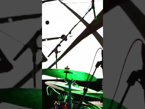 İkiz Cabin Crew - “Take-off” intro in Örebro.