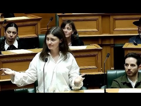 Luxon & Seymour Sandwich Low-IQ Word-Salad Greenie