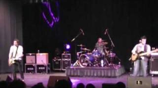 Miggs performing "Sincerity" at Boulton Center