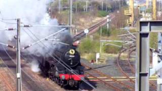 preview picture of video 'Great Britain II railtour Black 5s 45231 and 45407 depart Joppa 13 April 2009'