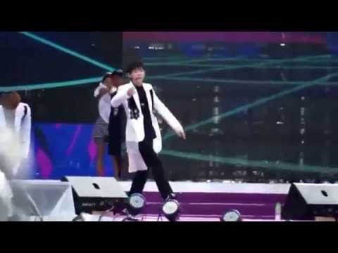 140701 Hong Kong dome festival -overdose-(chanyeol sehun kai part)