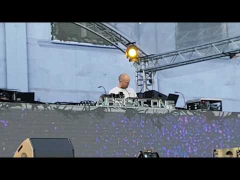 Paul Kalkbrenner AirBeatOne festival 2017