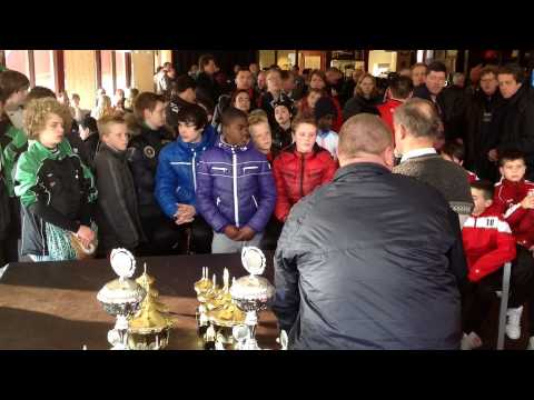 Huldiging Geinoord D1, winnaars van het DHSC toernooi 2013