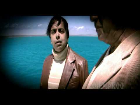 Akshay Kumar Sees Through His Dead Father's Eyes - 8 x 10 Tasveer