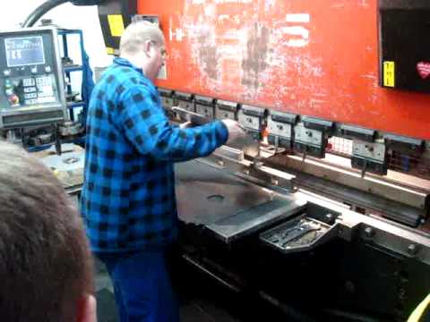 knis 2010-11-19 - fabryka wentylatorów, zaginarka