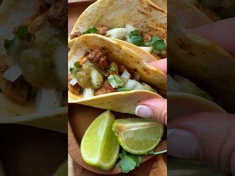 Easy Chicken Tacos Recipe! #food #shorts #shortsviral #foodlover #tacos #chicken #chicken recipes