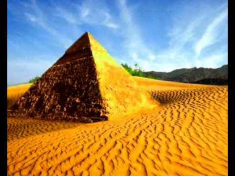 Backini - Pyramid
