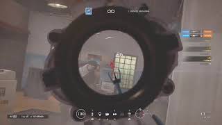 R6S　なんかする