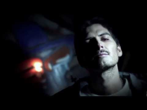Nuevedoz ft. Dennis Da Menace - La Piramide Prod. Demek (Video Oficial HD)