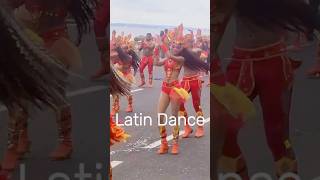 Download lagu Incredible Latin dance at Cartagena Carnival 🇨🇴 mp3