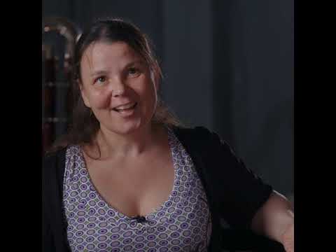 Taffelpikene: ADA - Shannon Mowday