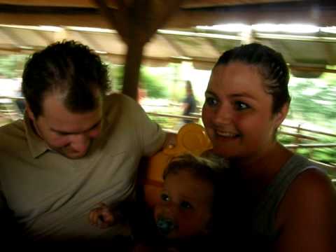 Julian in de pannetjs in de Efteling....ik durf alles!