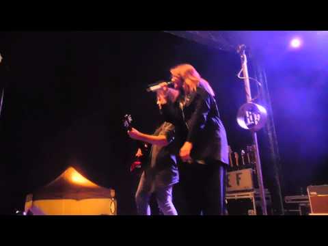 Ewa Farna - Most 11.9 2015 Směj se