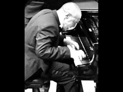 Ivo Pogorelich plays Liszt Sonata - live 2012