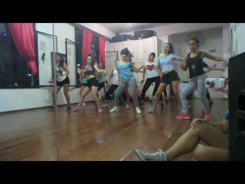 Aceita Que Dói Menos (part. Pablo) video