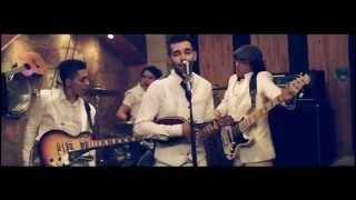 Alkilados - Mona Lisa (Official Video)