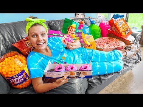 Grace Sharer HOME ALONE at SHARER FAMILY HOUSE!! (Haunted Hacker Spotted)