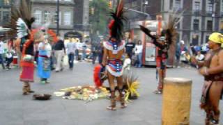 preview picture of video 'Aztec Dancers Mexico City, D.F'