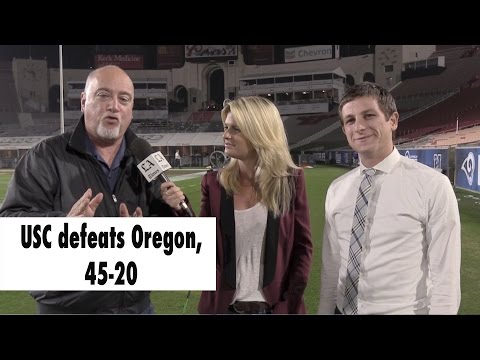 USC Defeats Oregon, 45-20, At The Coliseum | Los Angeles Times