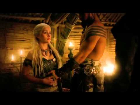 Drogo gives Viserys his crown...
