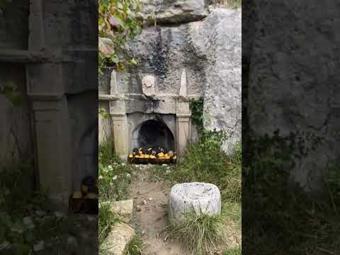 Tout Quarry Isle of Portland (no sound) With Fiona Campbell artist to visit her sculpture ‘Riot’