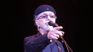 Dion - &quot;Runaround Sue&quot; at The Paramount Theater in Asbury Park NJ (August 5, 2018)