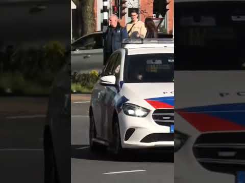 #politie #drift Vliegt Bijna uit de Bocht naar een #melding in #zaandam