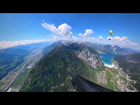 170k triangle along Nordkette and over Stubai glacier with Samu - XC Paragliding Hyperlapse