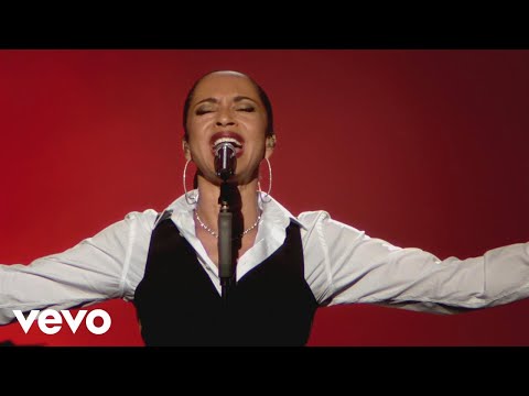 Sade - Is It a Crime (Live 2011)