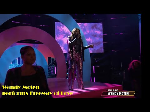 Wendy Moten performs  Freeway of love