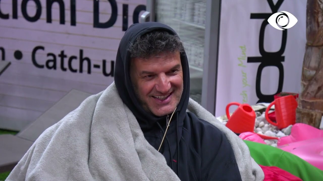 Banorët bisedojnë rreth eleminimit të javës