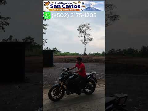 Frente a lotificación San Carlos, en San Felipe, Retalhuleu.