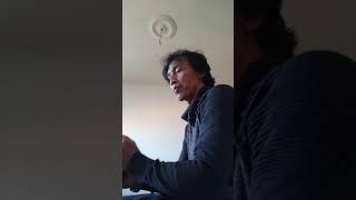 Download lagu Karaoke nan yang penting happy.... mp3