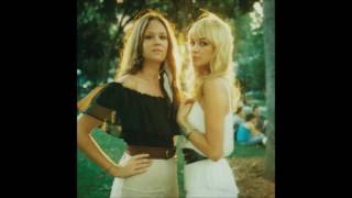 The Pierces - Save Me (Roswell Version)