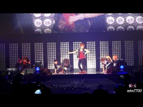 [HD fancam] 110610 SHINee - Ring Ding Dong remix @ SMTown Paris