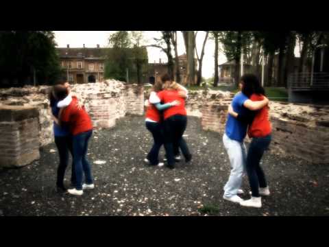 U svjetlosti hodimo kroz ples