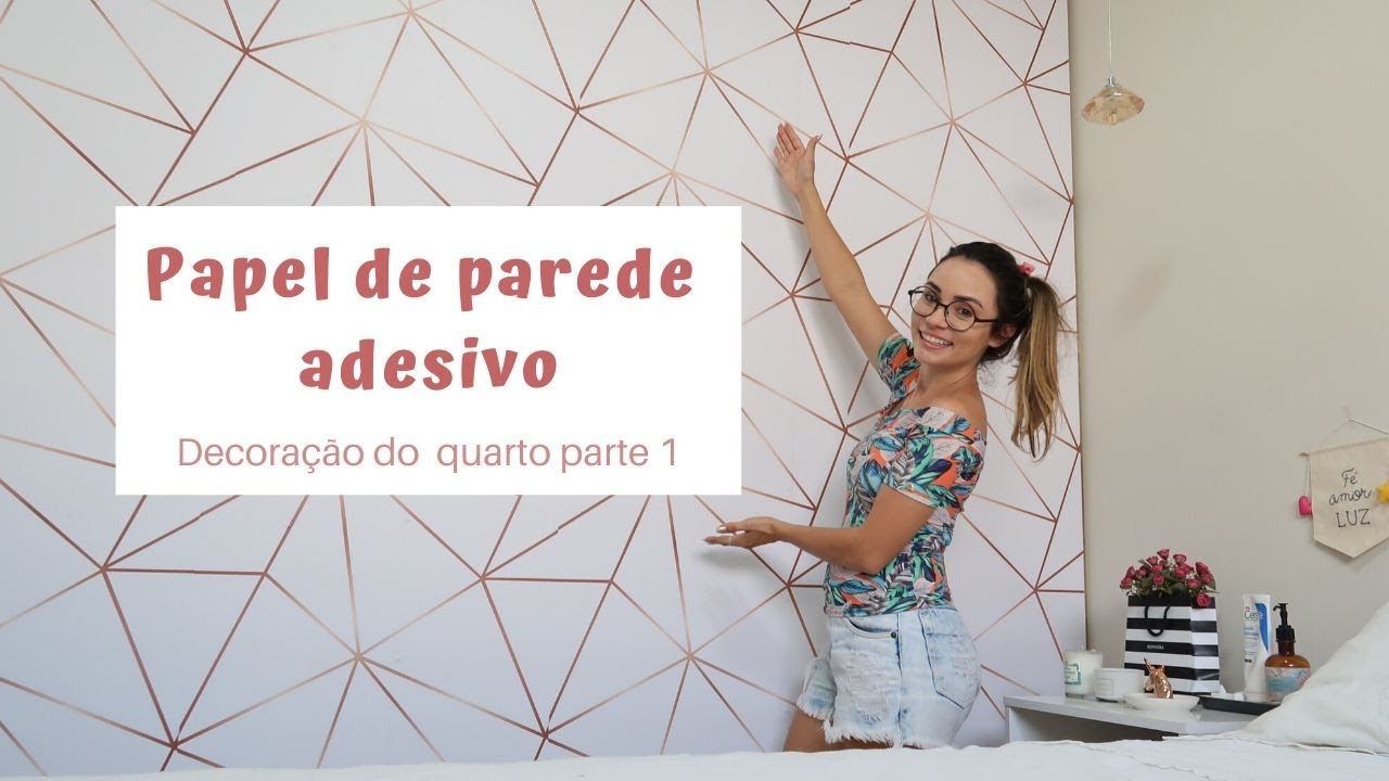 Decorando o quarto Parte 1 - Aplicando papel de parede adesivo