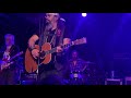 Steve Earle & the Dukes “Ft. Worth Blues” (Solana Beach, California, 19 August 2019)