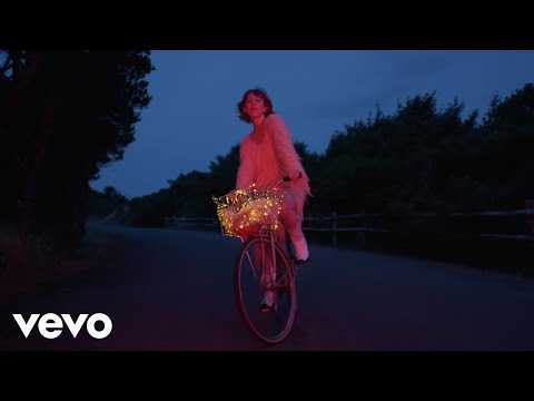 Ella Vos - Ocean (Official Video)