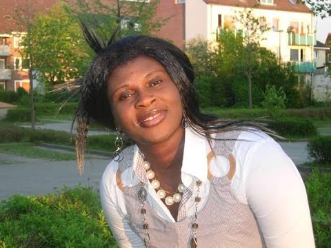 Esther Smith - Ebi Nsi Da (Official Video)