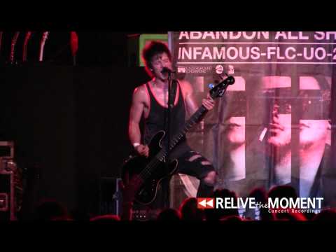 2012.08.03 Abandon All Ships - Take One Last Breath (Live in Des Moines, IA)