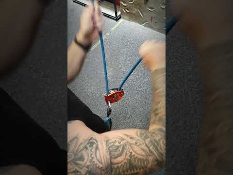 Petzl Neox in action! Check out Petzl's latest belay device. #belaydevice #petzl #petzlneox