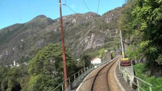 preview picture of video 'Ferrovia Locarno-Ponte Brolla-Bignasco (LPB): In vettura!'
