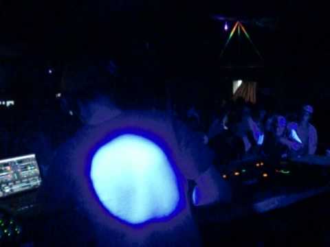 SlimTECH B2B Rahzael @ Four Dimension [06/09/2013] (3)