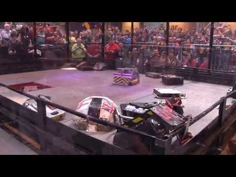 Robochallenge 2015 Robot Wars Gladiator fight 18 robot free for