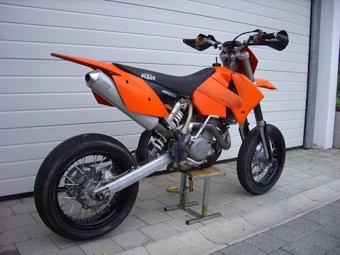 KTM 525 SX exhaust sound and fly by