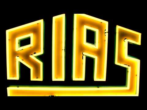 Chart Attack ("Berlin Charts") RIAS 2 Inro & Outro (80´s) by Franz Bartzsch & Gregor Rottschalk