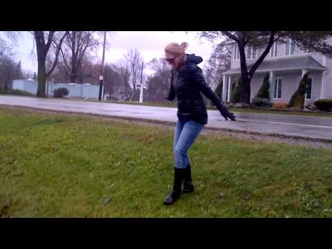 Hurricane Sandy arrives to coast of Lake Huron Monday Oct 29, 2012